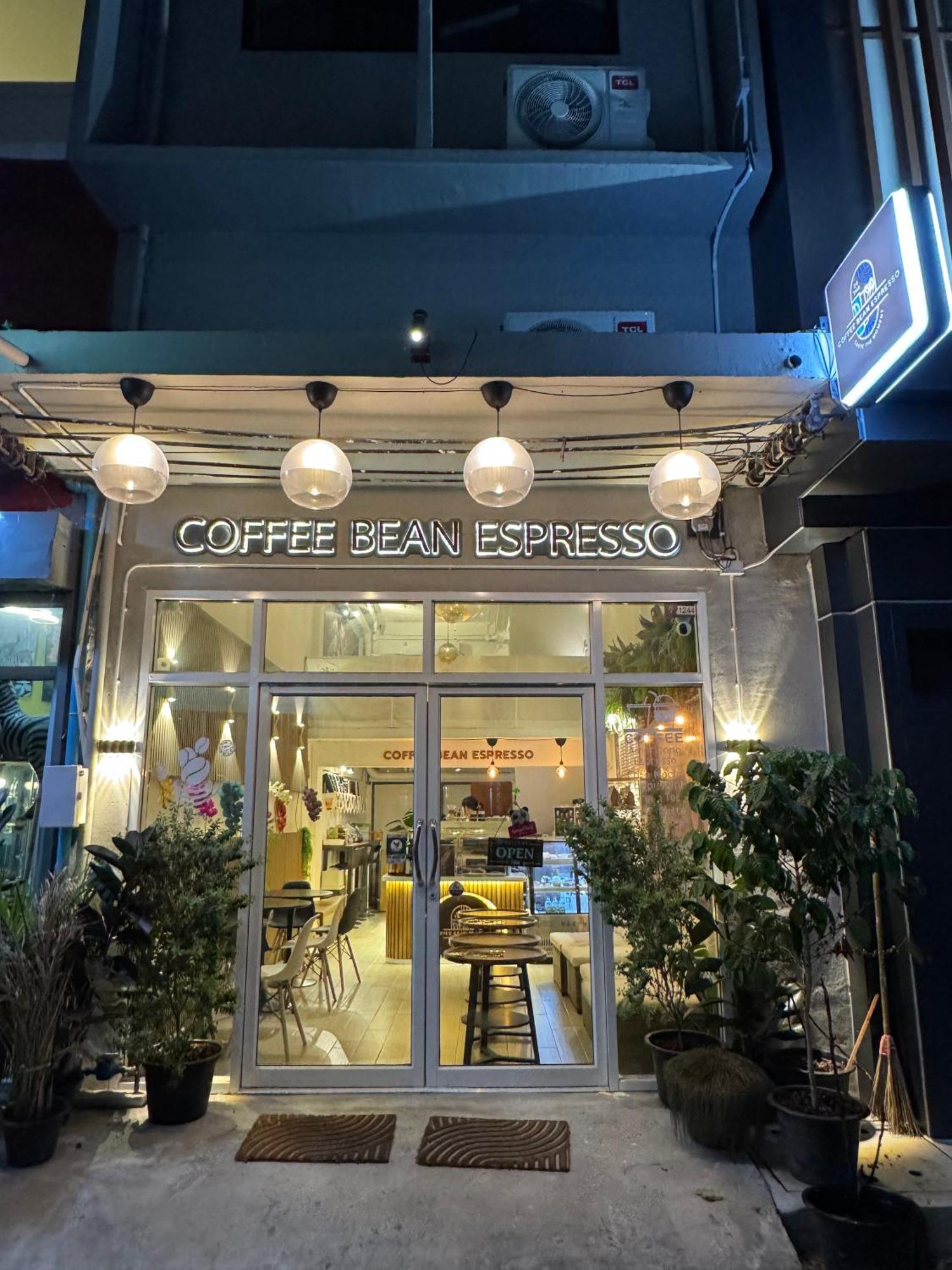 Twenty Two Place Hostel - Sukhumvit 22 Bangkok Kültér fotó